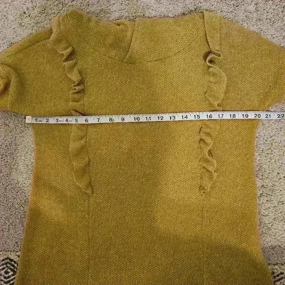 Betsey's Boutique Shop Mustard Long Sleeve Top Size L very soft - Picture 5 of 5